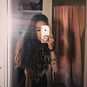 Meet your Posher, Tiffany